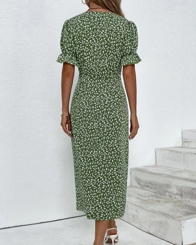 Evelina | Floral Dress With Flattering Fit