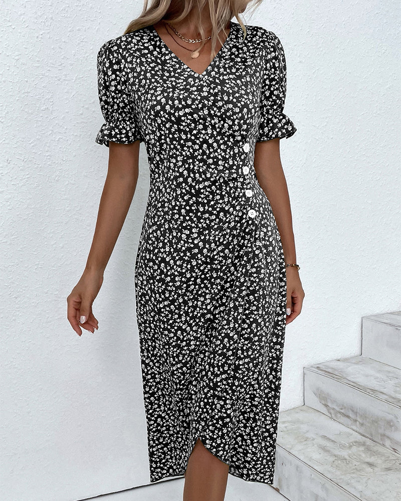 Evelina | Floral Dress With Flattering Fit