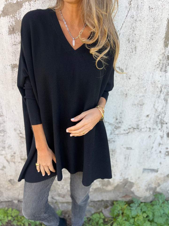 Serena | Oversized V-Neck Sweater