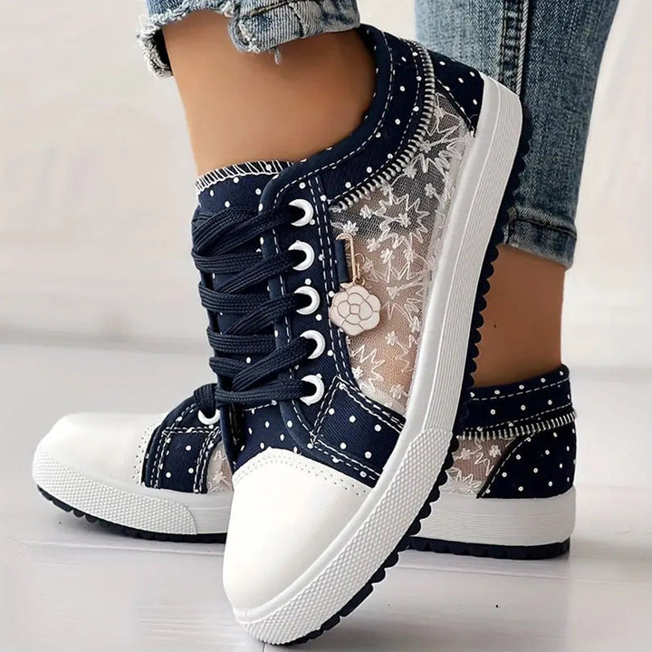 Zara | Trendy Lace-Up Sneakers