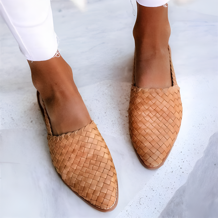 Isabelle | Woven Flat Sandals