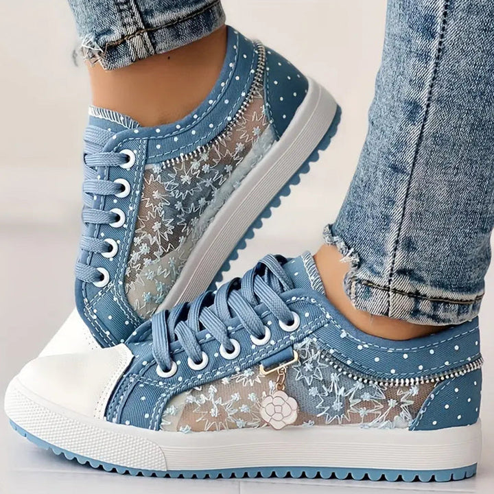 Zara | Trendy Lace-Up Sneakers