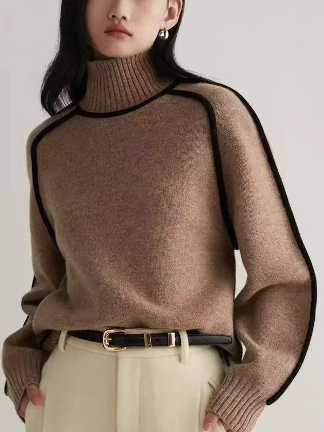 Viola | Elegant Turtleneck Sweater