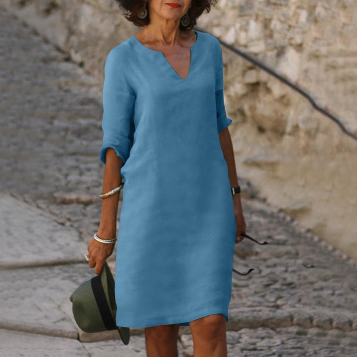 Lina | Timeless belly-covering V-neck dress