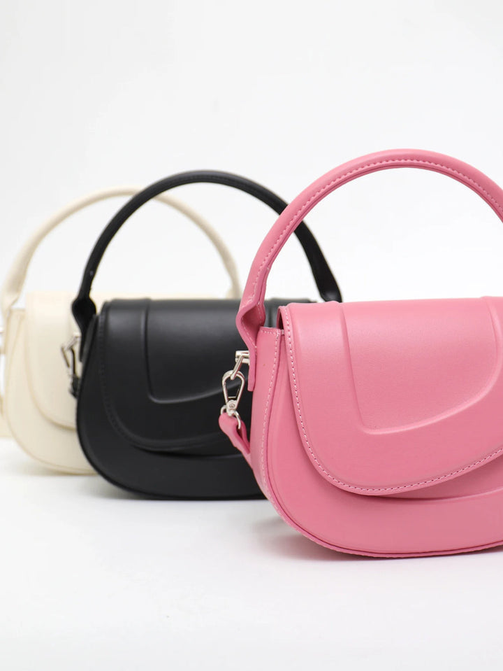 Lauren | Chic and Timeless Minimalist Saddle Bag