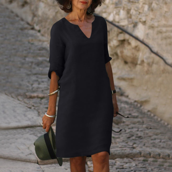Lina | Timeless belly-covering V-neck dress