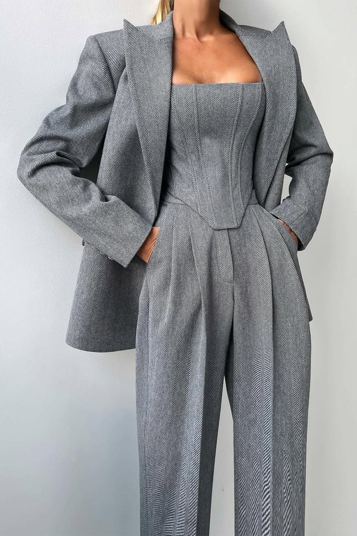Aurelia | Three-piece set with double-breasted blazer