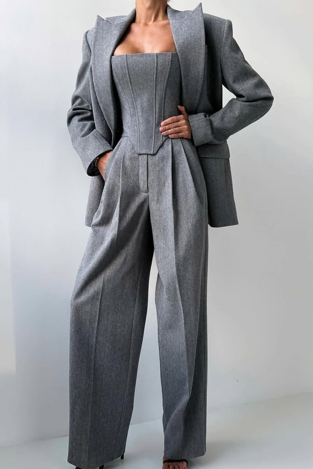 Aurelia | Three-piece set with double-breasted blazer