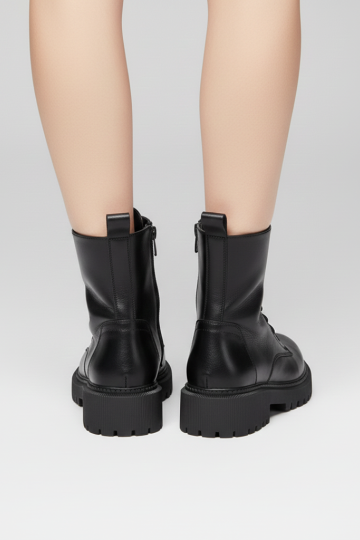Abbie | Women&