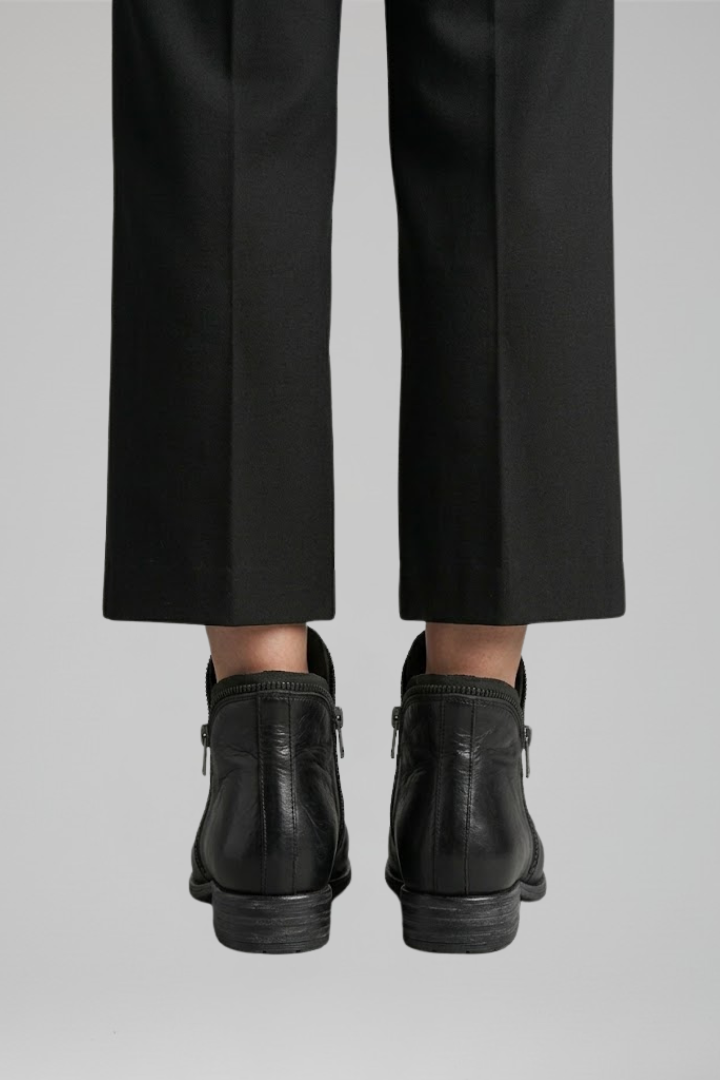 Beth | Women&