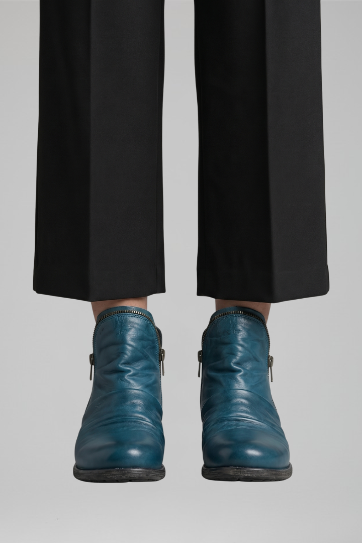 Beth | Women&