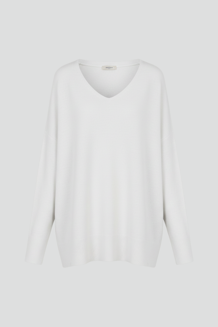 Charlotte - Relaxed V-Neck Jumper