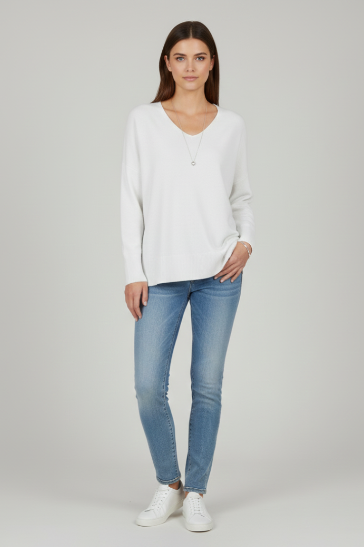 Charlotte - Relaxed V-Neck Jumper