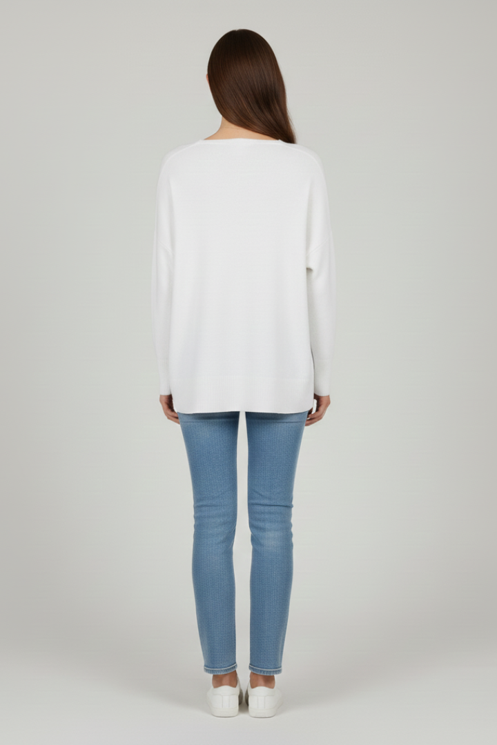 Charlotte - Relaxed V-Neck Jumper