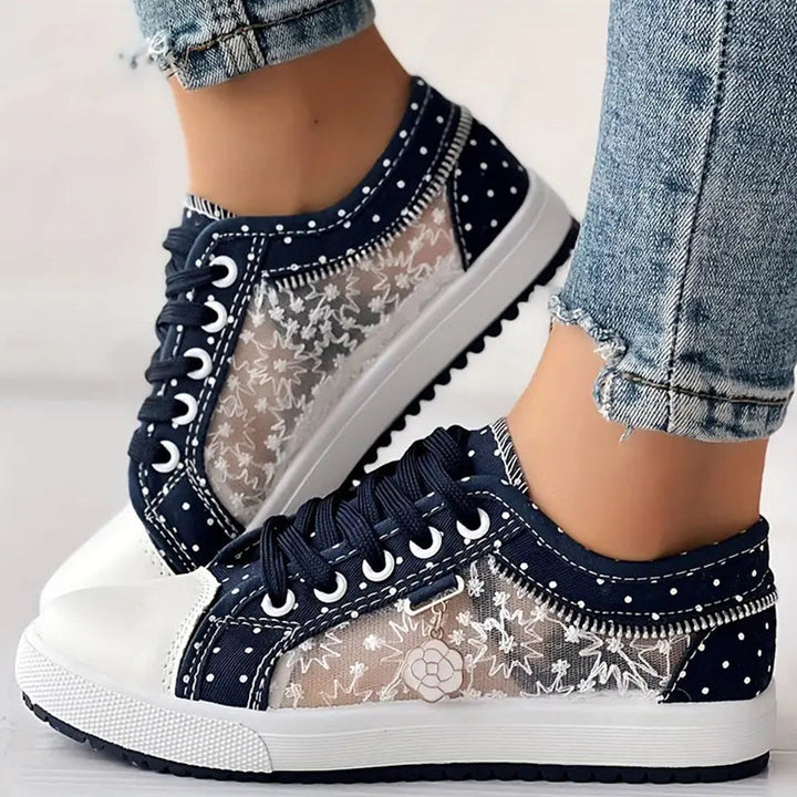 Zara | Trendy Lace-Up Sneakers