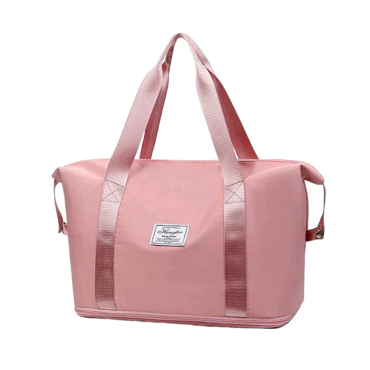 Natalie | Water-resistant travel bag with spacious compartments