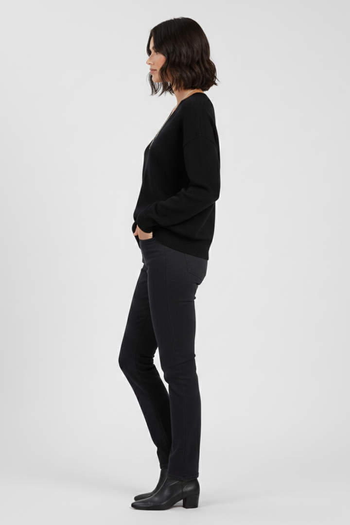 Ella - V-Neck Pullover Jumper