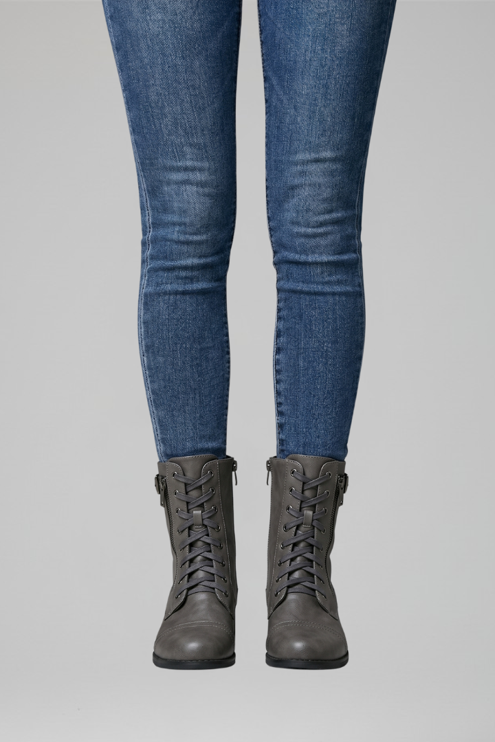 Emma | Women&