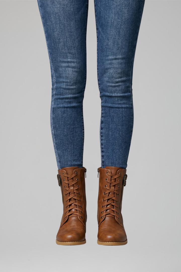 Emma | Women&