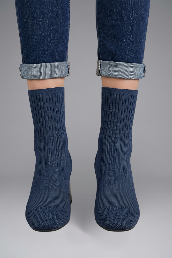 Kirsty | Women&
