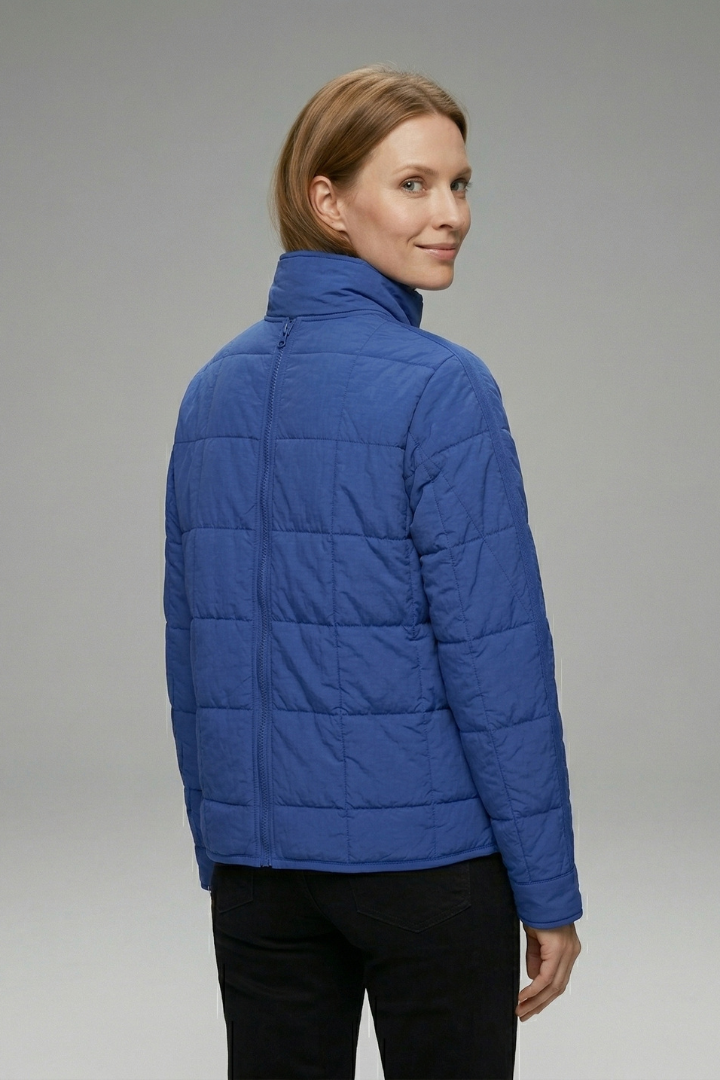 Lucy | Women&