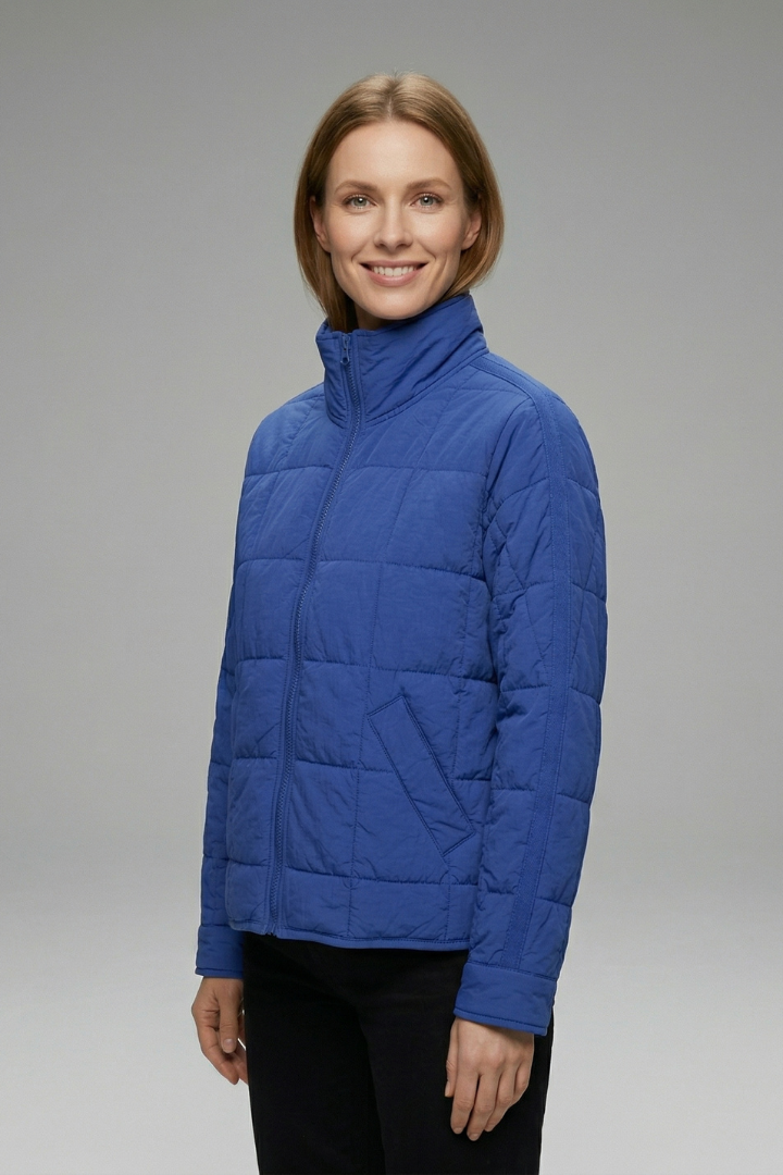 Lucy | Women&