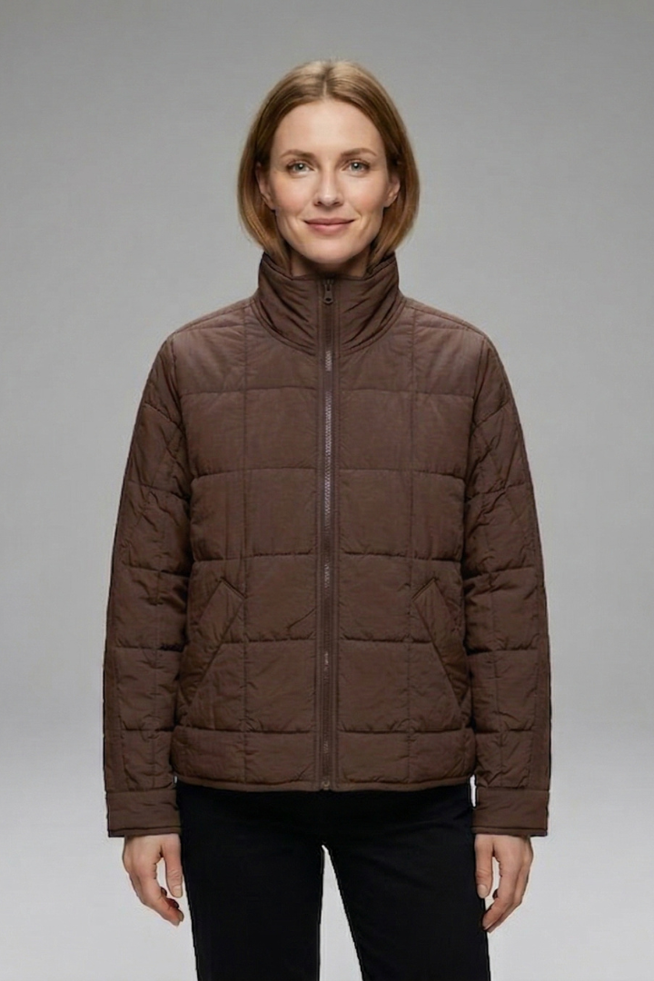 Lucy | Women&