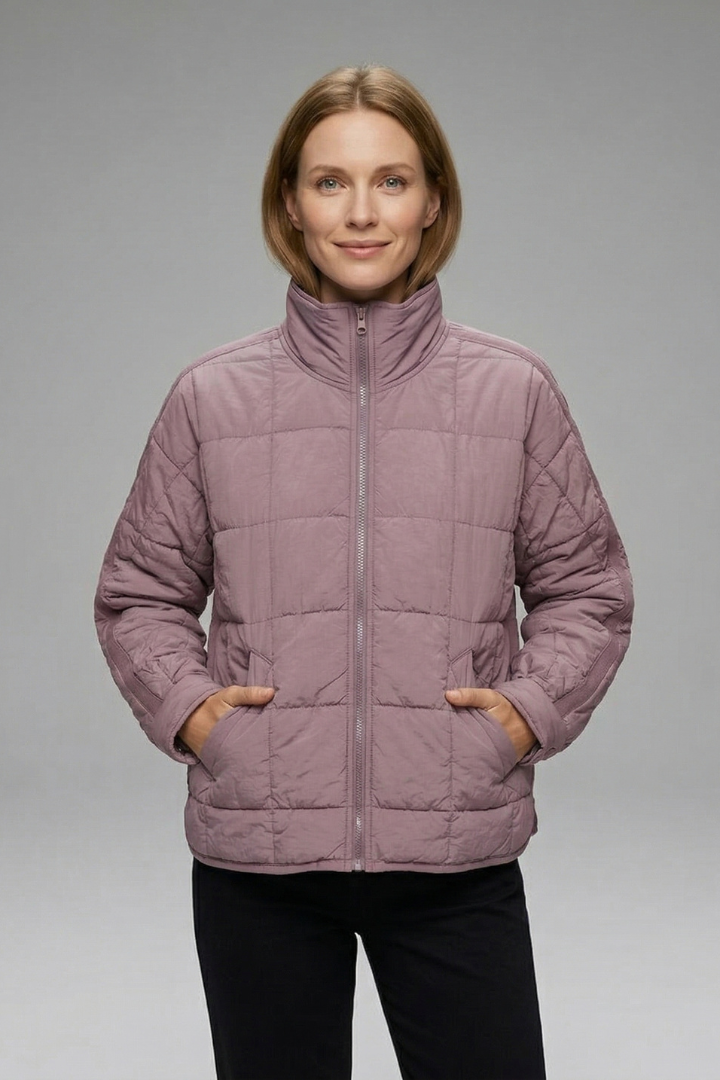 Lucy | Women&