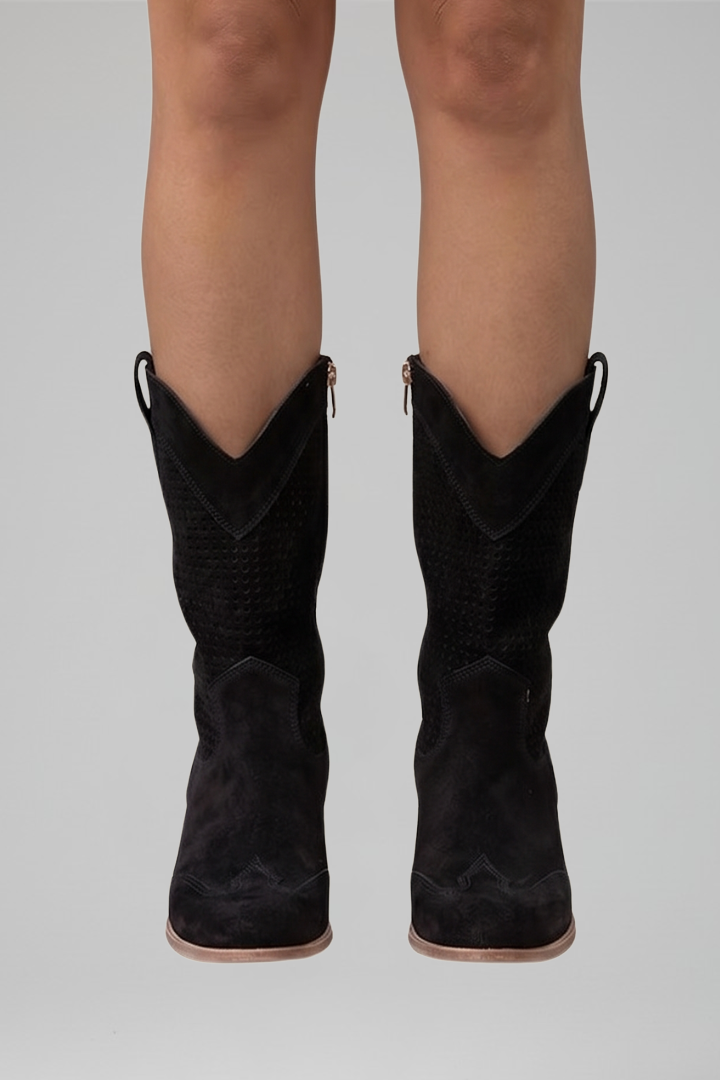 Mia | Women&