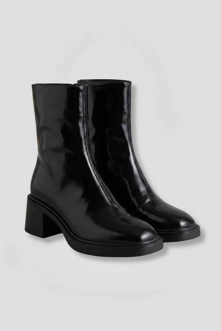 Yasmin | Women&
